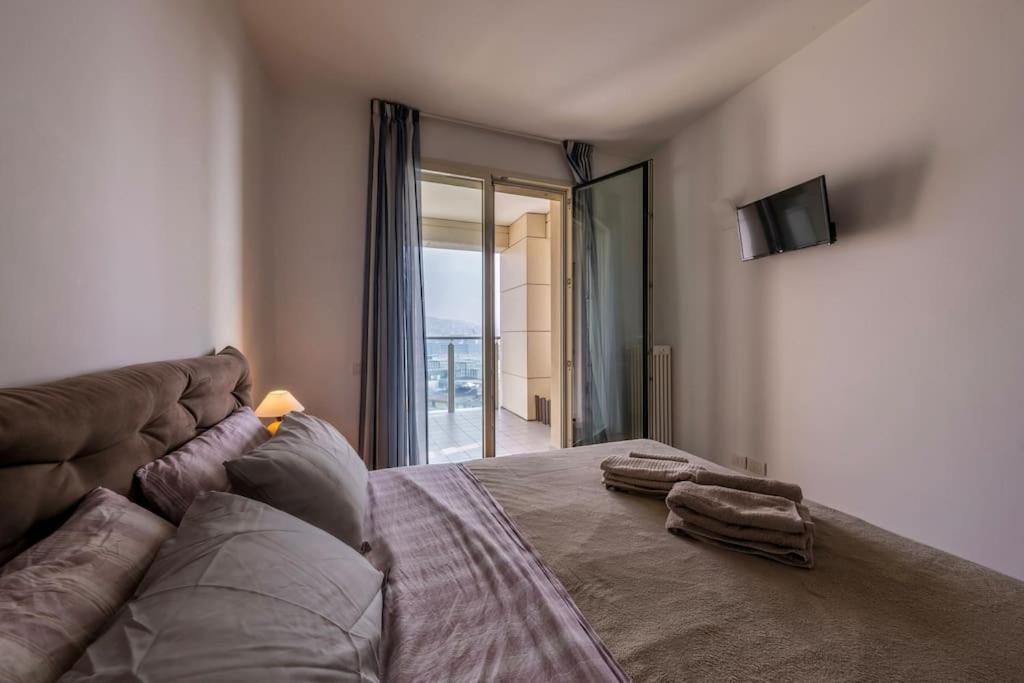 5 Stars Apart Sea View Génova Exterior foto